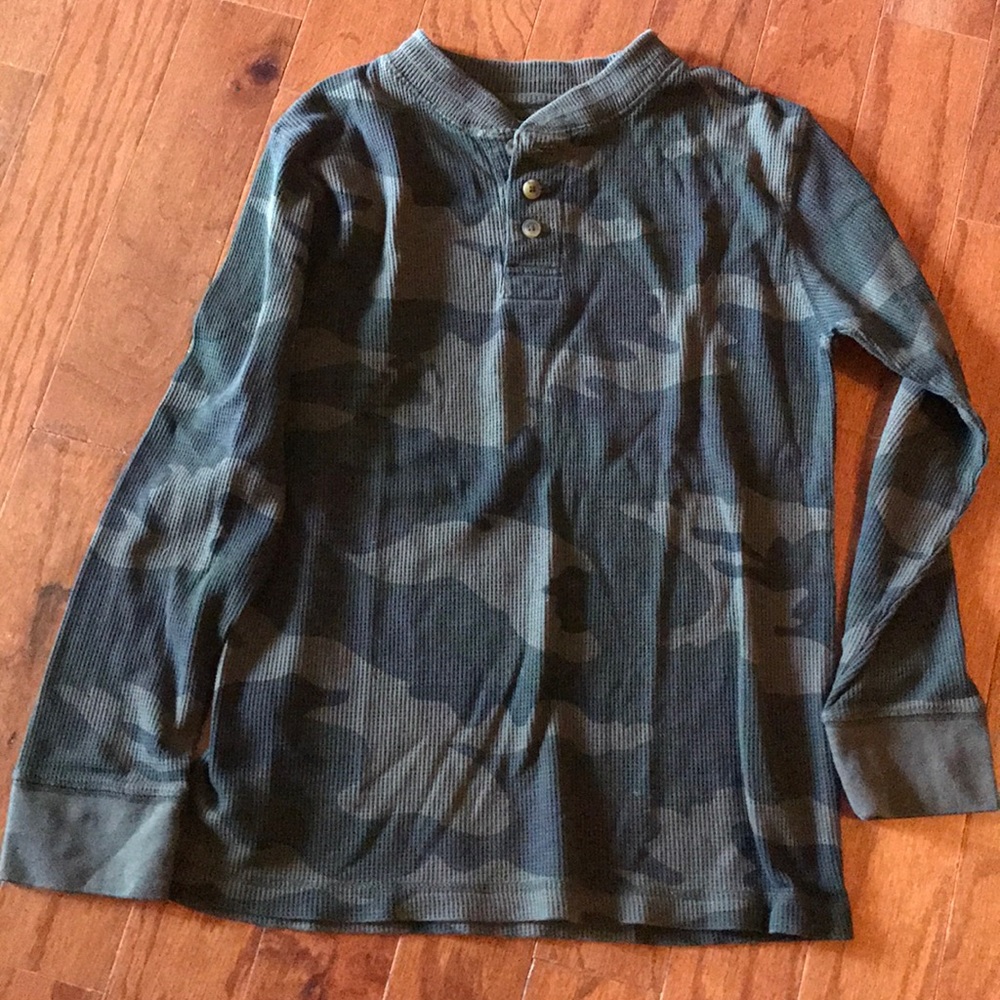 Boys camouflage pullover 😀.   12-14